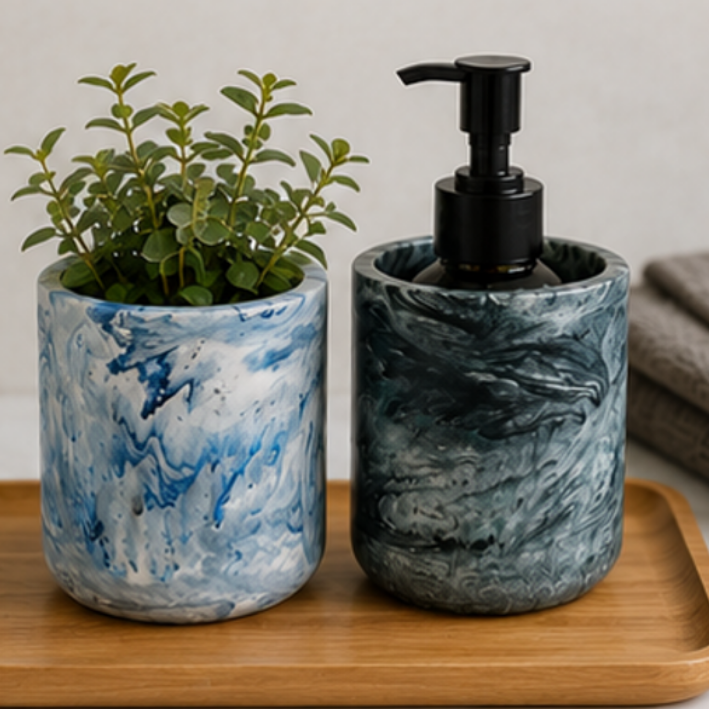 Marble Swirl Small Plant Pot